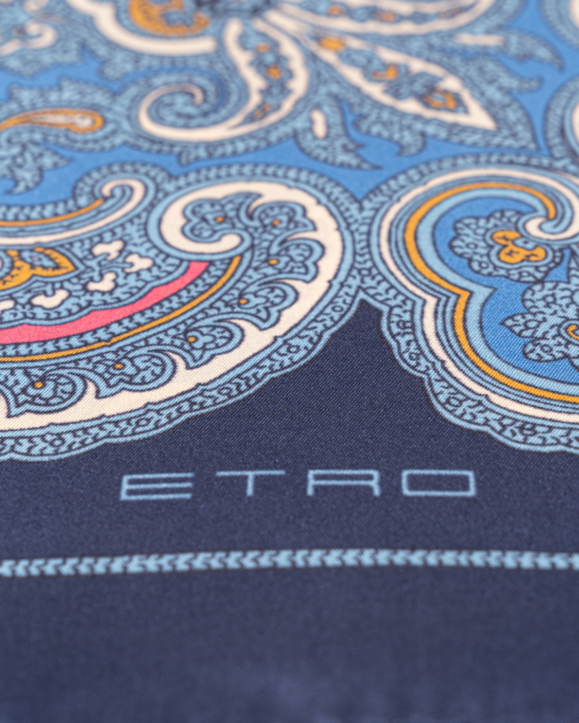 shop ETRO  Sciarpa: Etro sciarpa in seta.
Composizione: 100% seta.
Made in Italy.. MATA0008 AS221-X0883 number 4017661